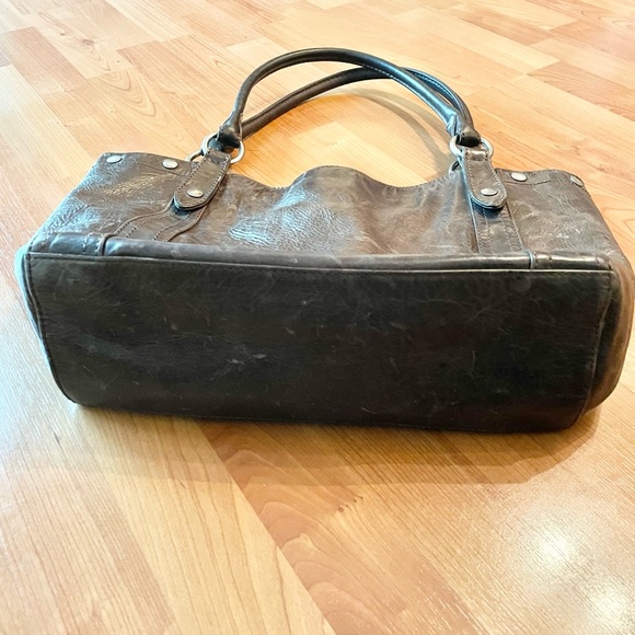 Frye Distressed Bag - Picture 4 of 12
